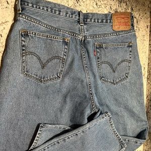 Mens Levi jeans 36 x 32